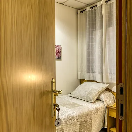 La Barretina B&B 피게레스